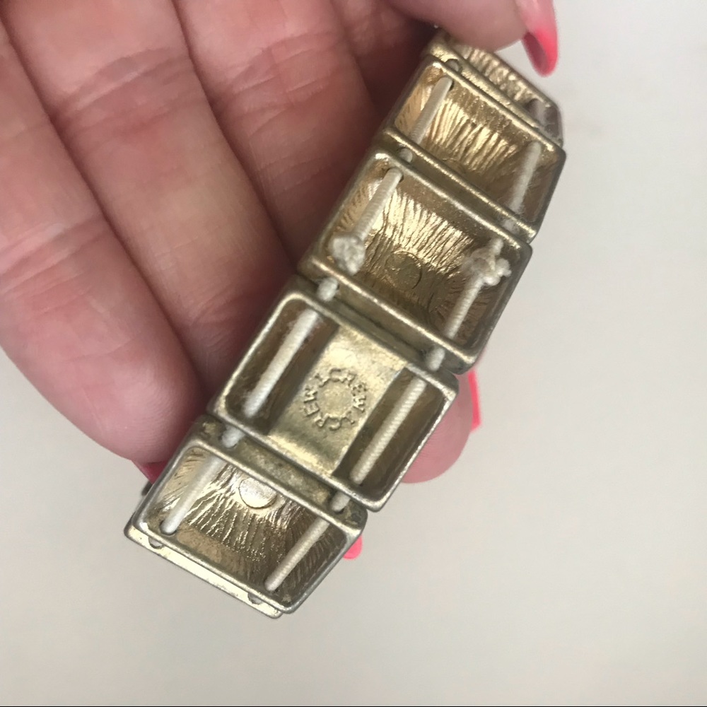 J Crew Peach 🍑 & Pink Studded Stretch Bracelet - Picture 3 of 3